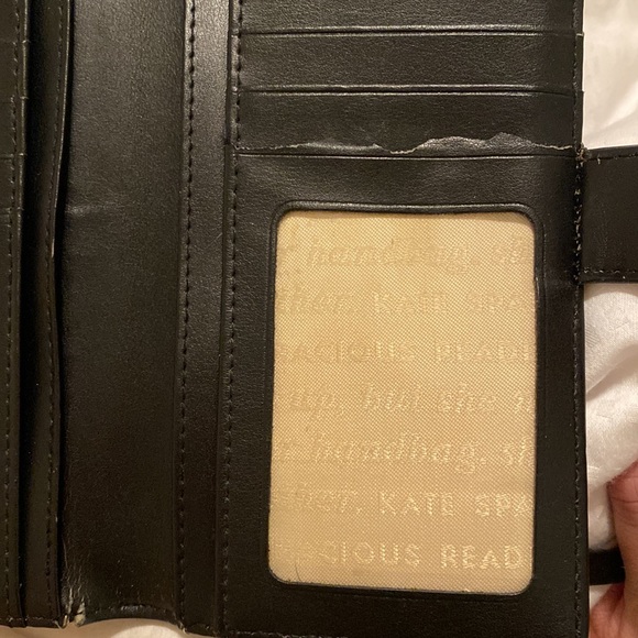 Kate Spade wallet - Picture 9 of 10